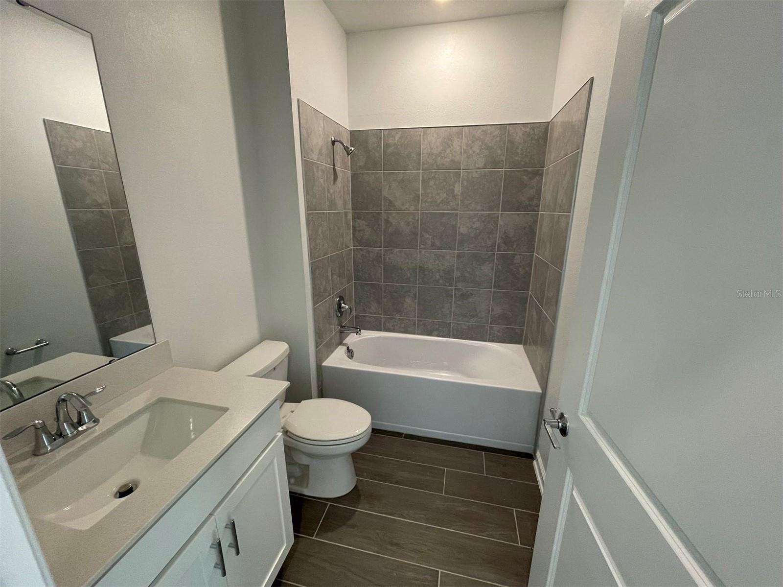 STOREY GROVE 50 - Residential Lease