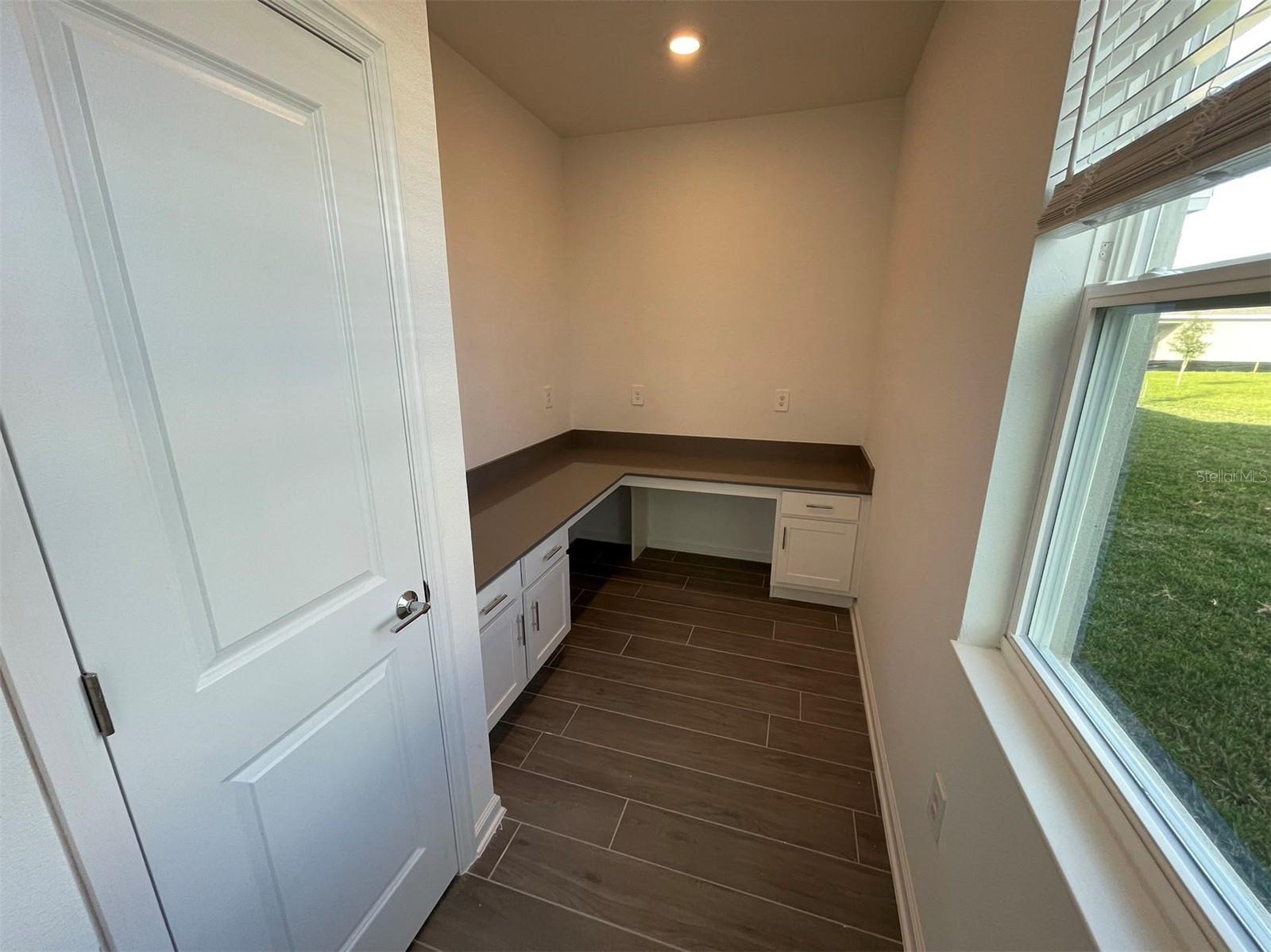 STOREY GROVE 50 - Residential Lease