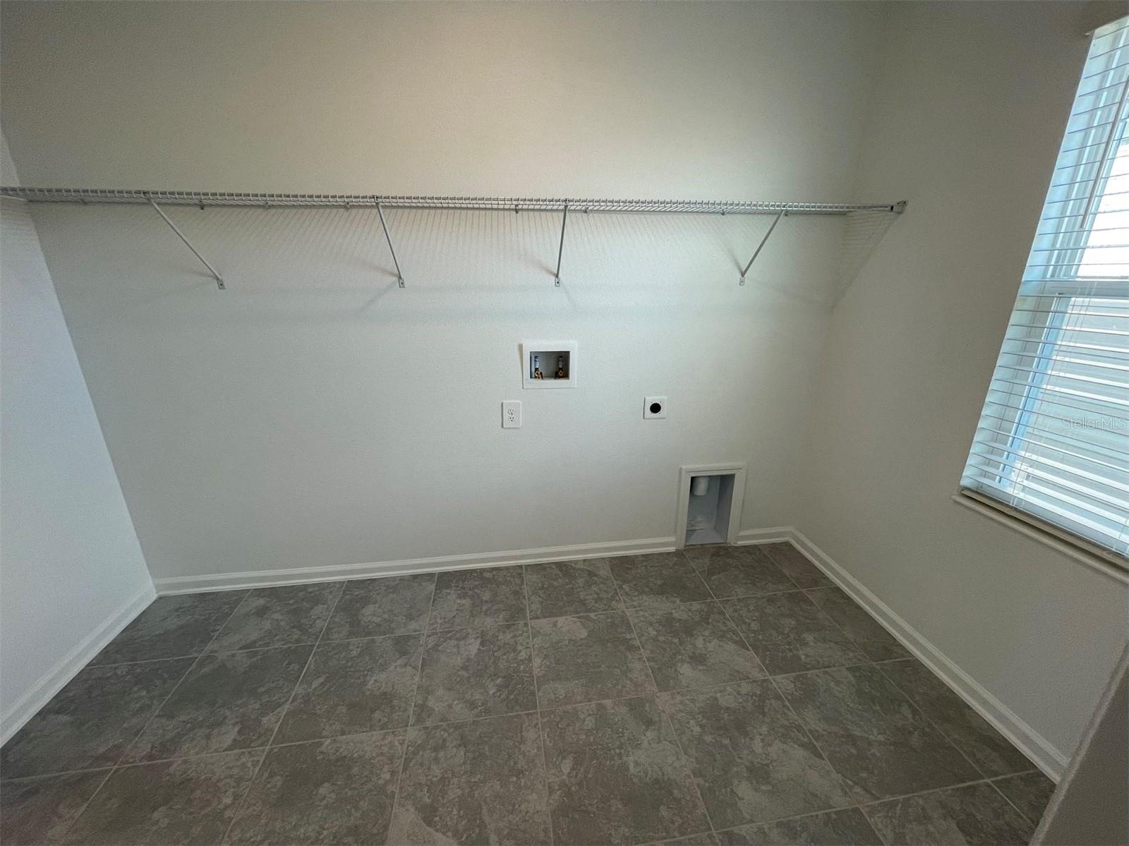 STOREY GROVE 50 - Residential Lease