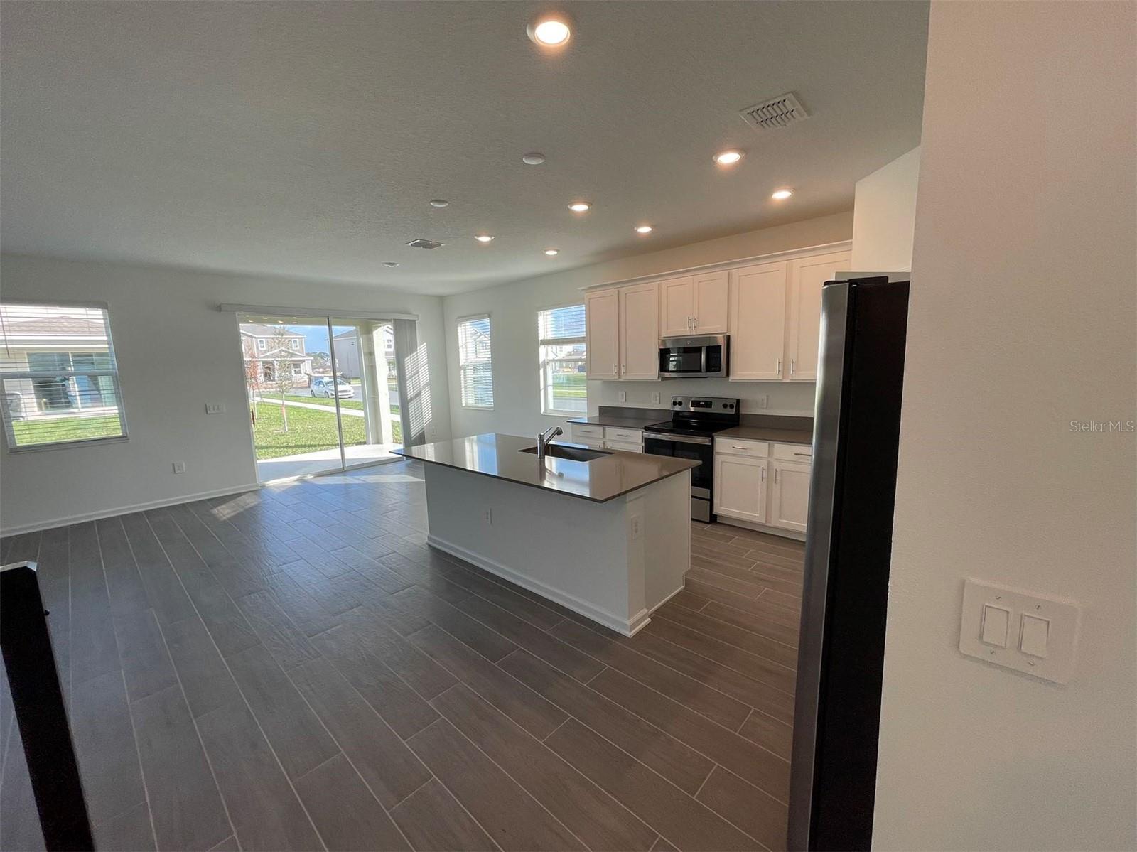 STOREY GROVE 50 - Residential Lease