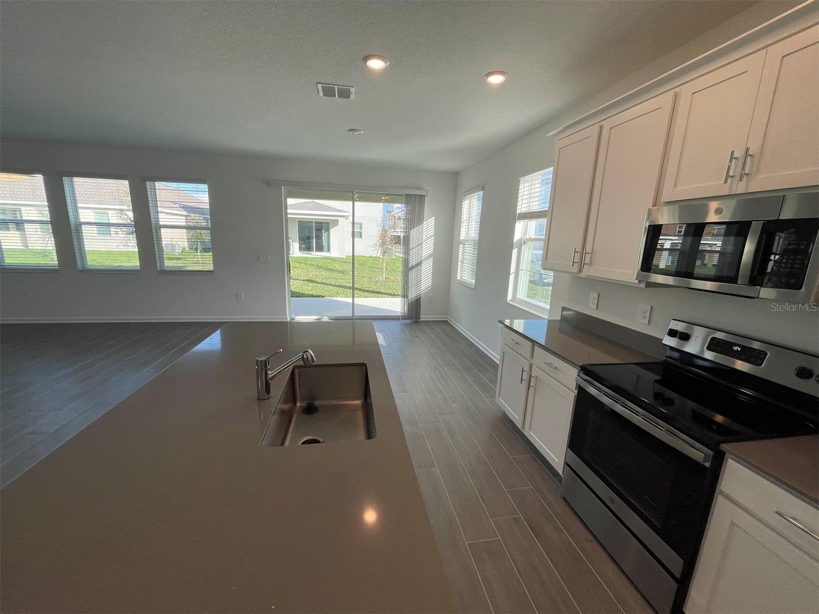 STOREY GROVE 50 - Residential Lease