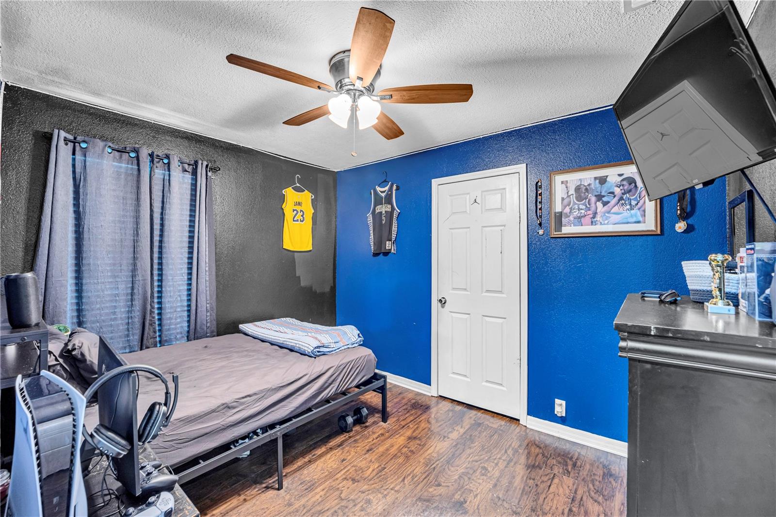 CAMPBELL HEIGHTS - Residential