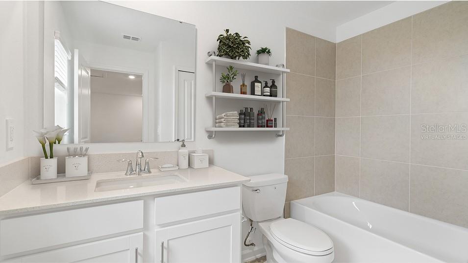 SPRINGHEAD LAKES 25TH - Residential