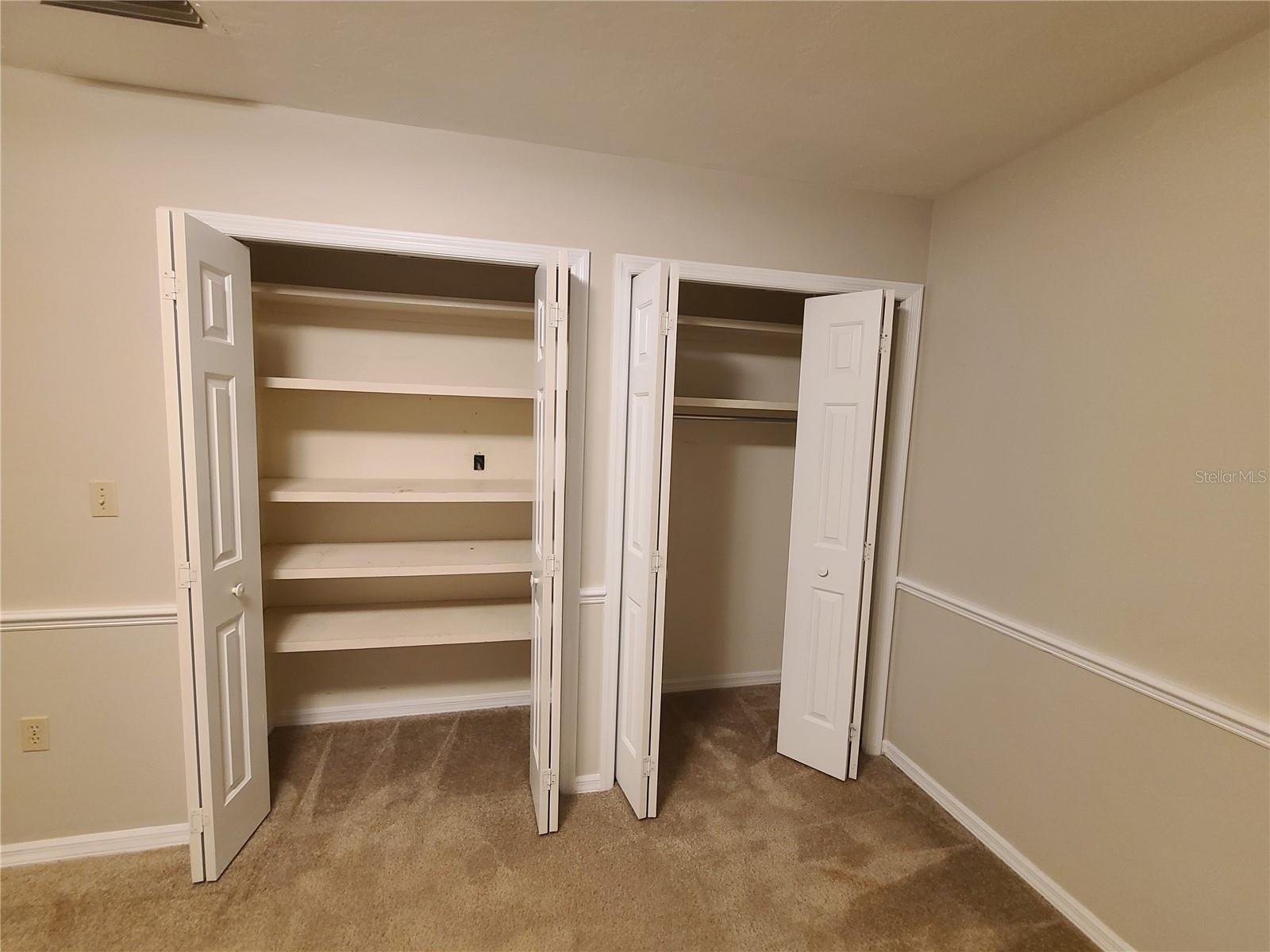 COUNTRY CLUB WEST - Residential Lease