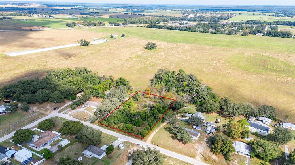 Photo of 9630 Starline Drive, Dade City, FL 33525 (MLS # TB8443800)