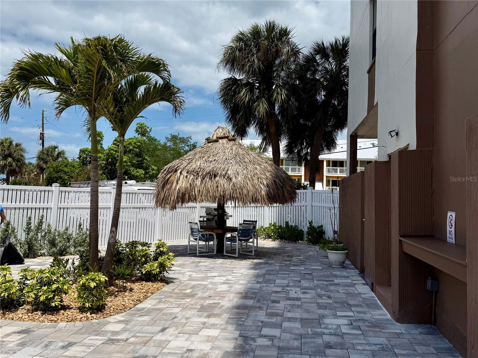 DOLPHIN COVE CLEARWATER - Residential