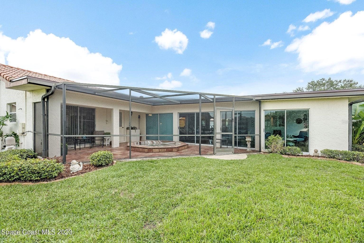 FOUNTAINS UNIT 02 - Residential