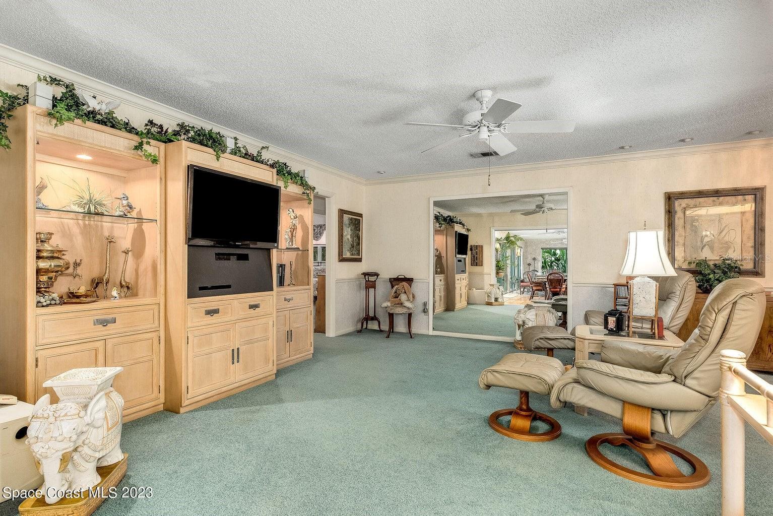 FOUNTAINS UNIT 02 - Residential