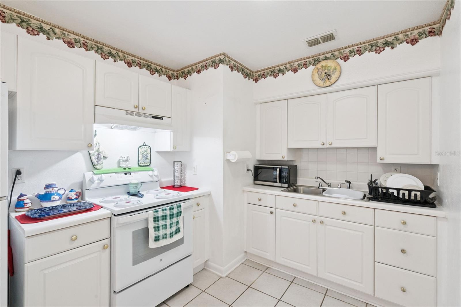 PINE HILLS SUB 6 - Residential