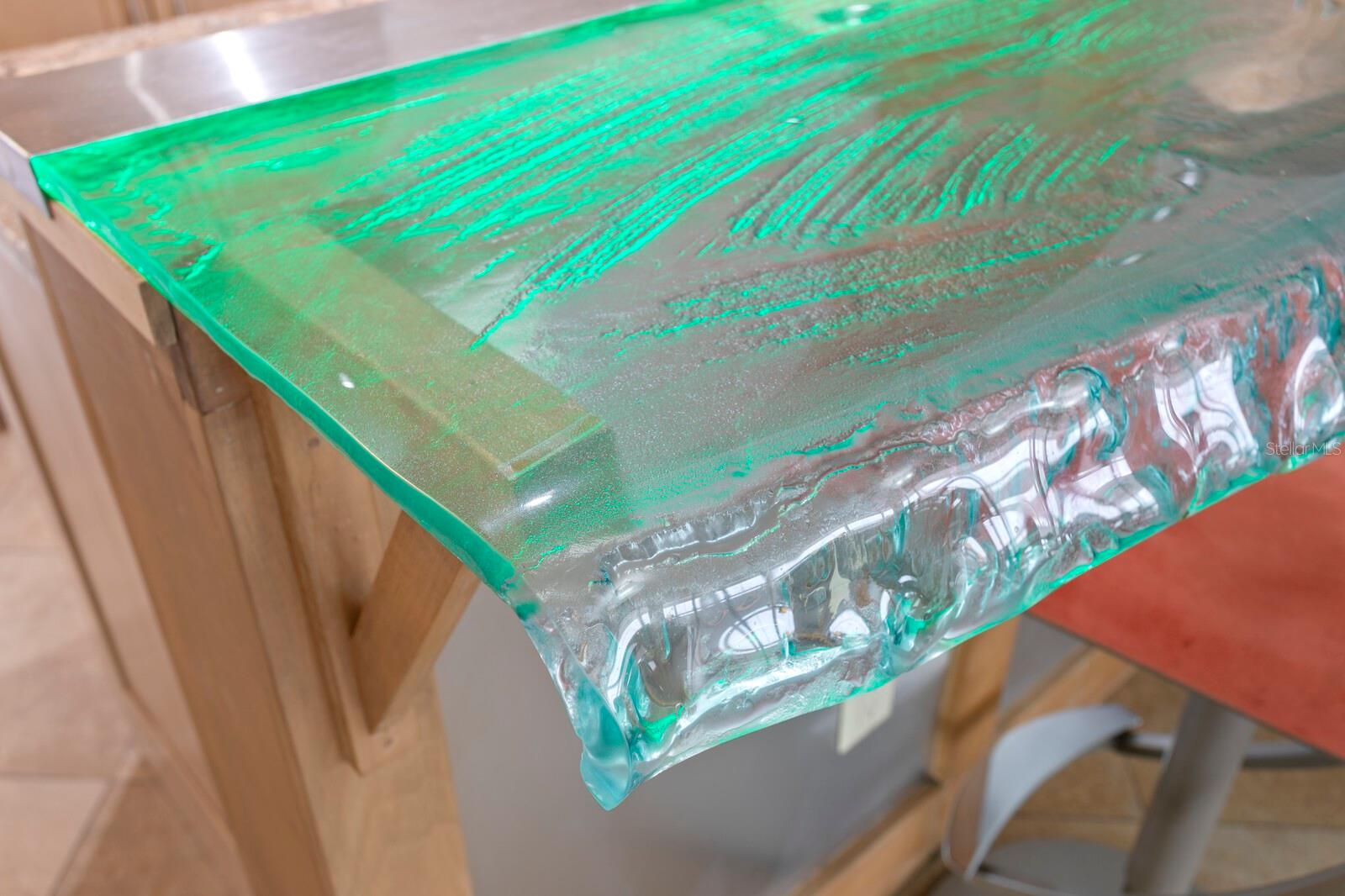 REDINGTON TOWERS 1 CONDO - Residential