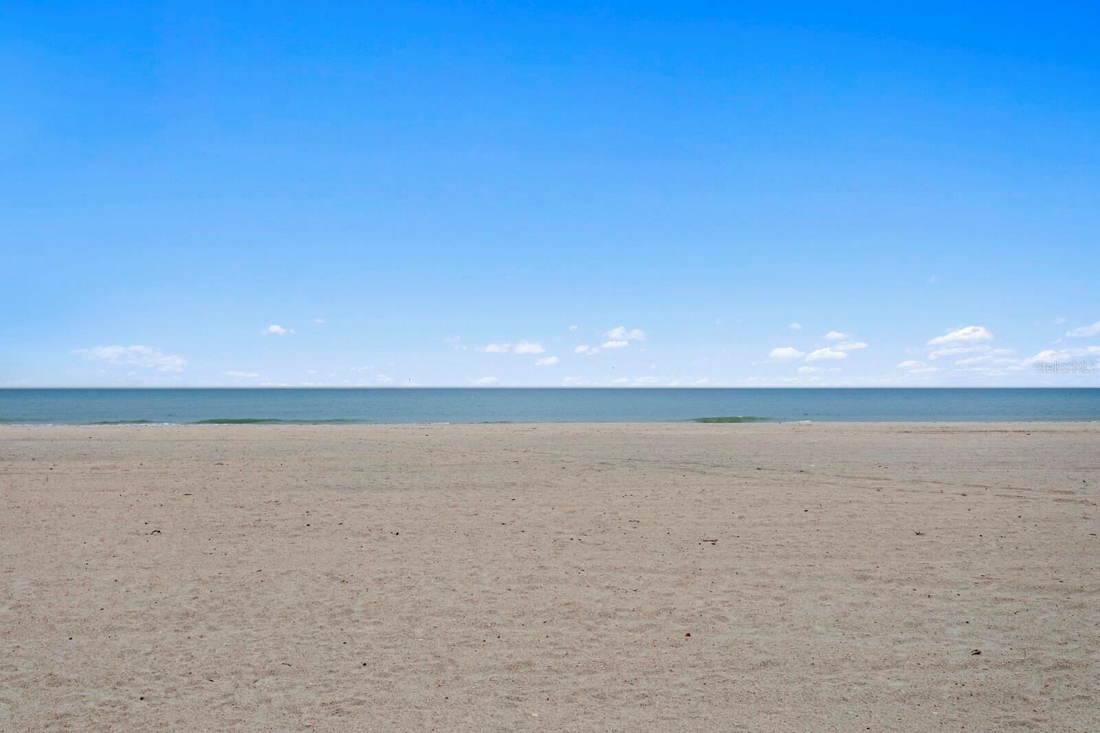 REDINGTON TOWERS 1 CONDO - Residential