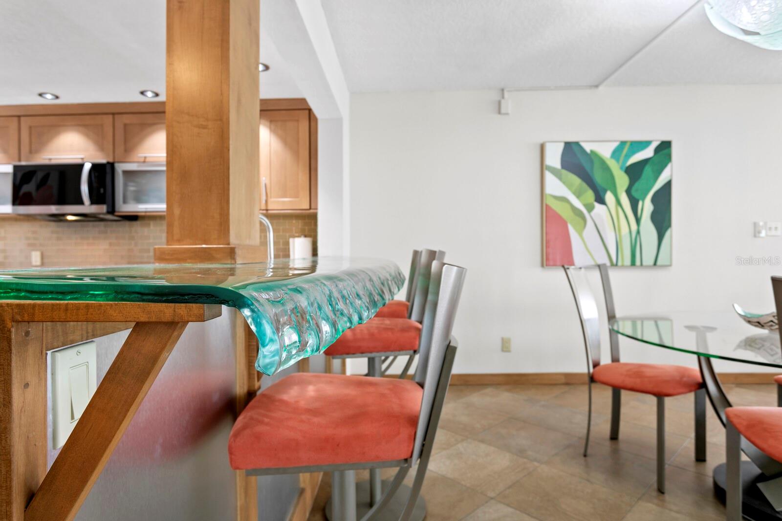 REDINGTON TOWERS 1 CONDO - Residential