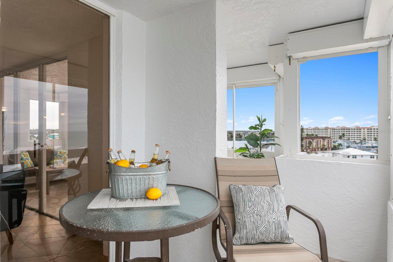 REDINGTON TOWERS 1 CONDO - Residential