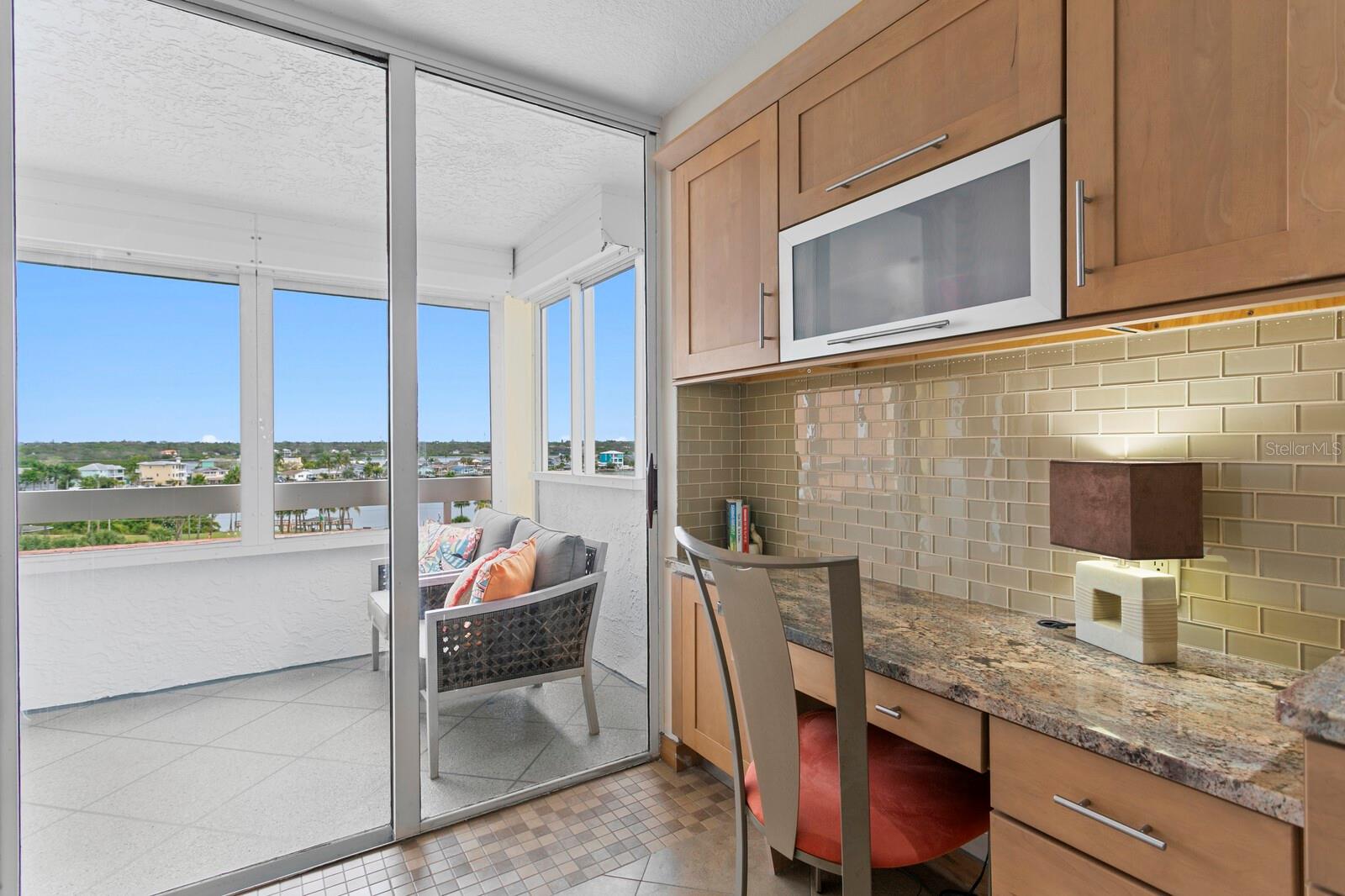 REDINGTON TOWERS 1 CONDO - Residential