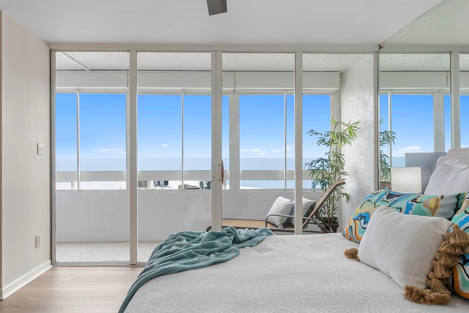 REDINGTON TOWERS 1 CONDO - Residential