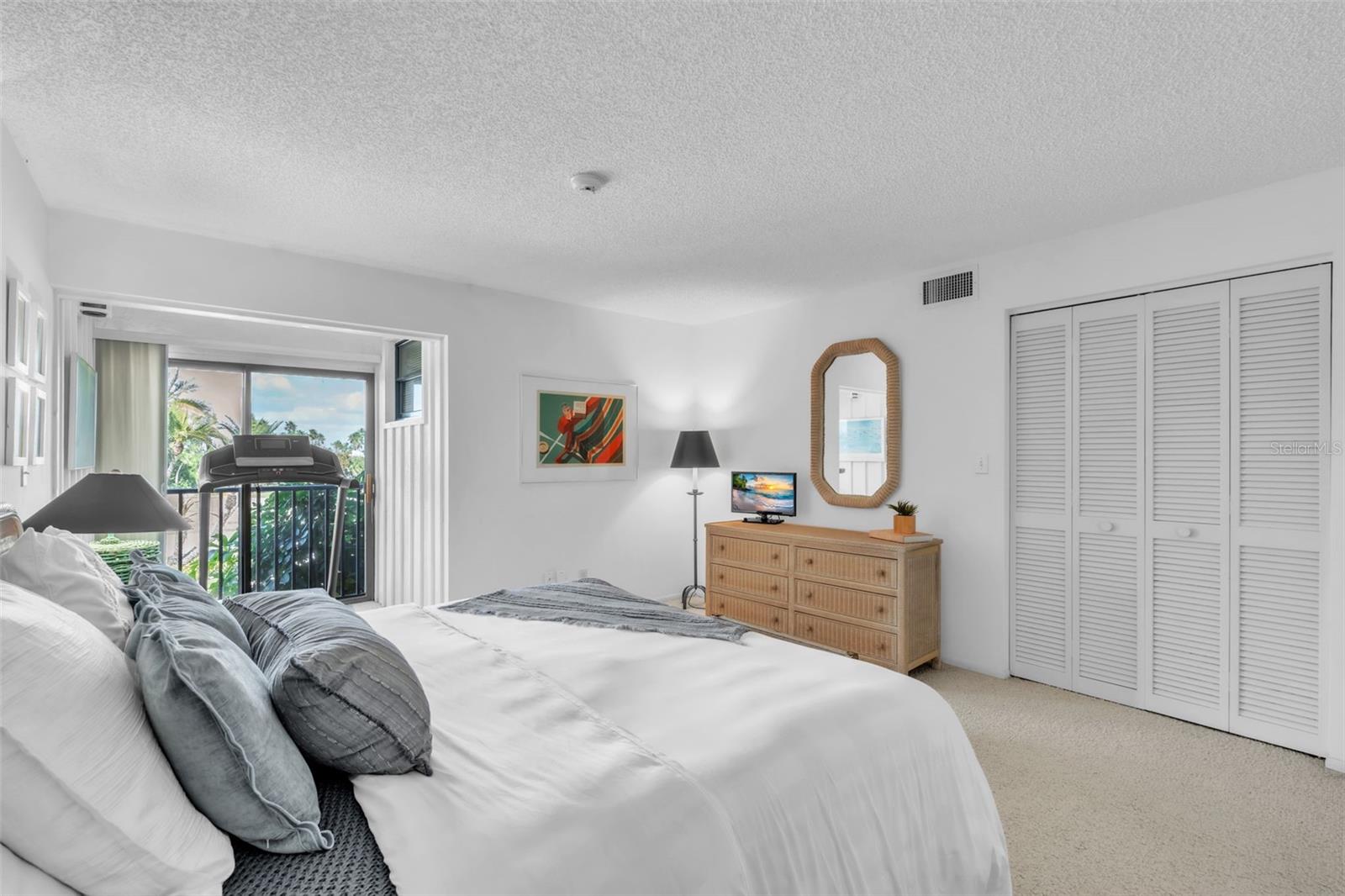 LONGBOAT SANDPIPERS - Residential