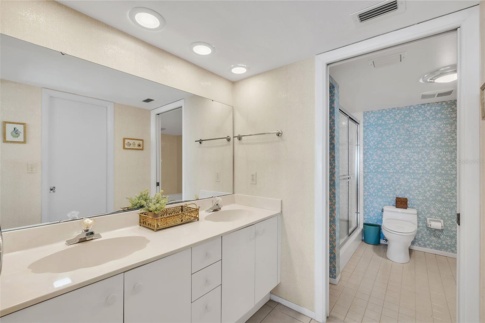 LONGBOAT SANDPIPERS - Residential