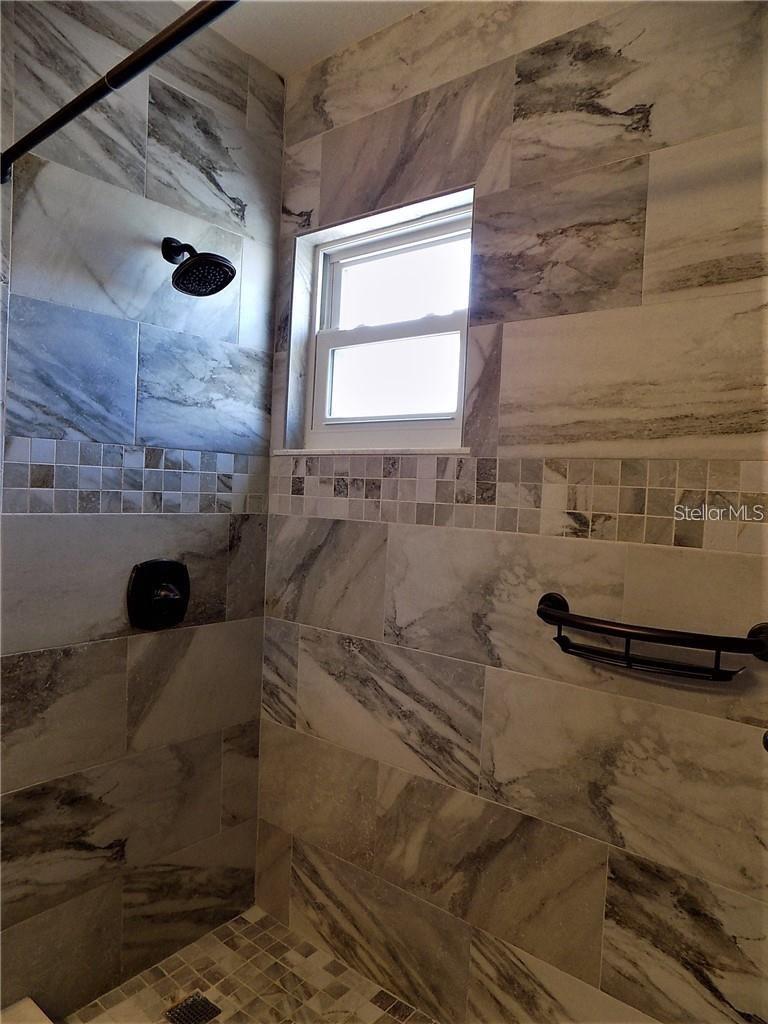 BAY POINTE CONDO - Residential