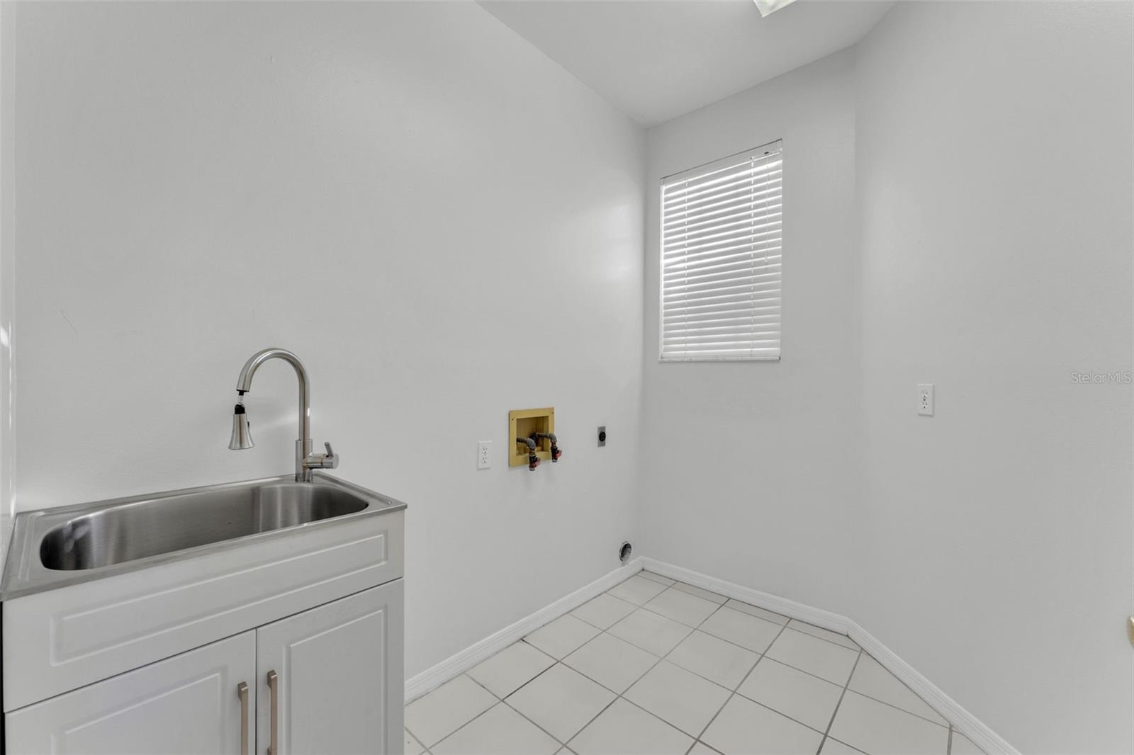 STONEWATER A CONDO AMD - Residential