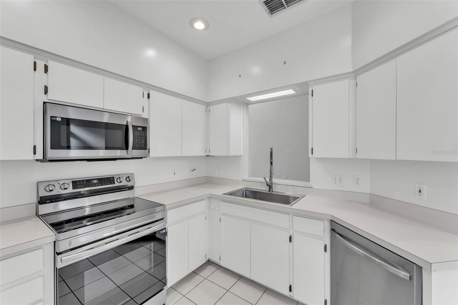 STONEWATER A CONDO AMD - Residential