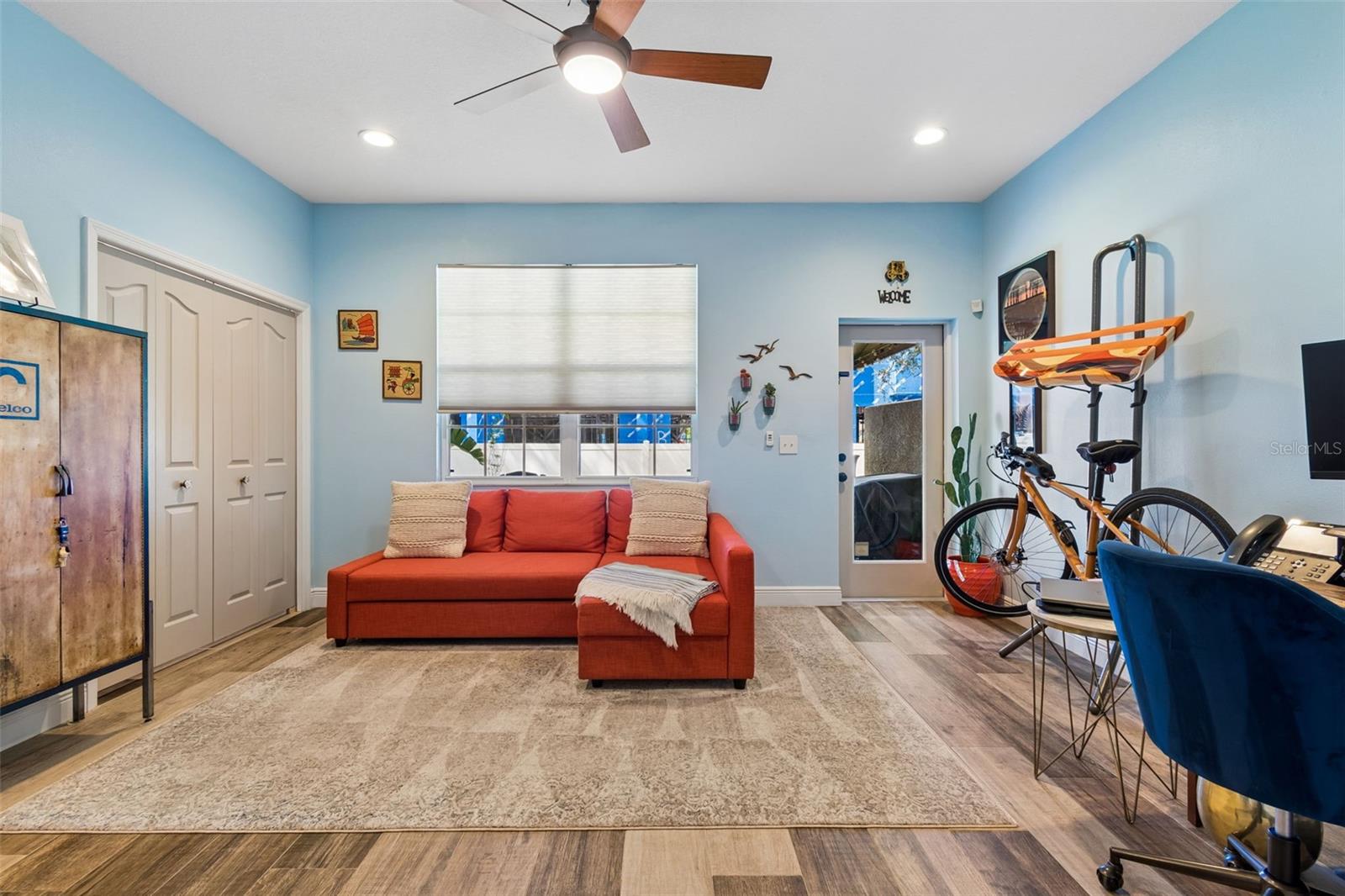 BAYSHORE POINTE TOWNHOMES - Residential