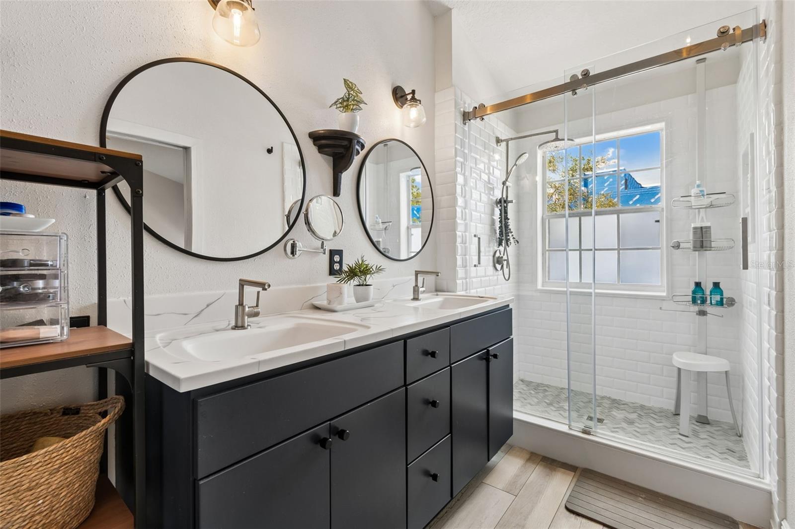 BAYSHORE POINTE TOWNHOMES - Residential