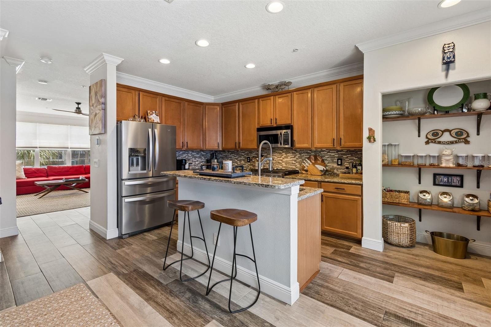 BAYSHORE POINTE TOWNHOMES - Residential