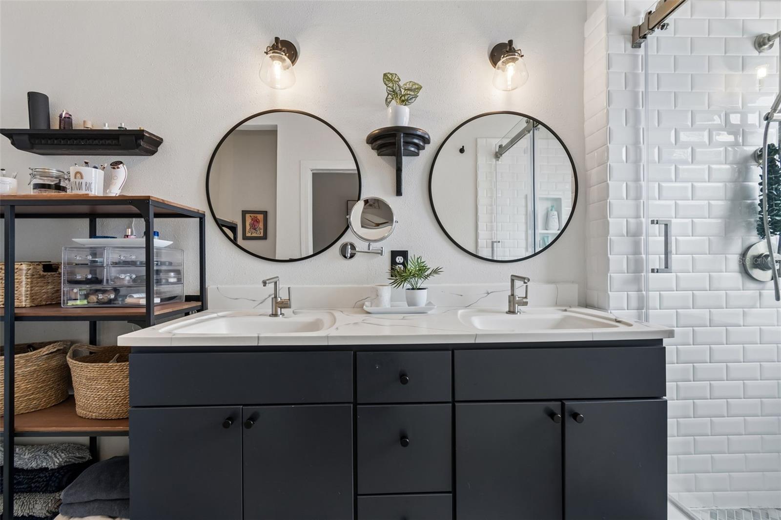 BAYSHORE POINTE TOWNHOMES - Residential