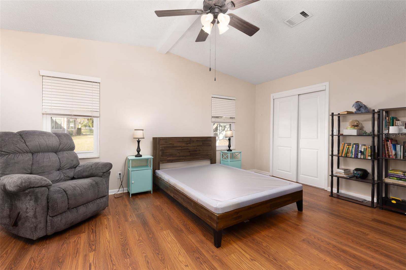 LADY LAKE ORANGE BLOSSOM GARDENS - Residential