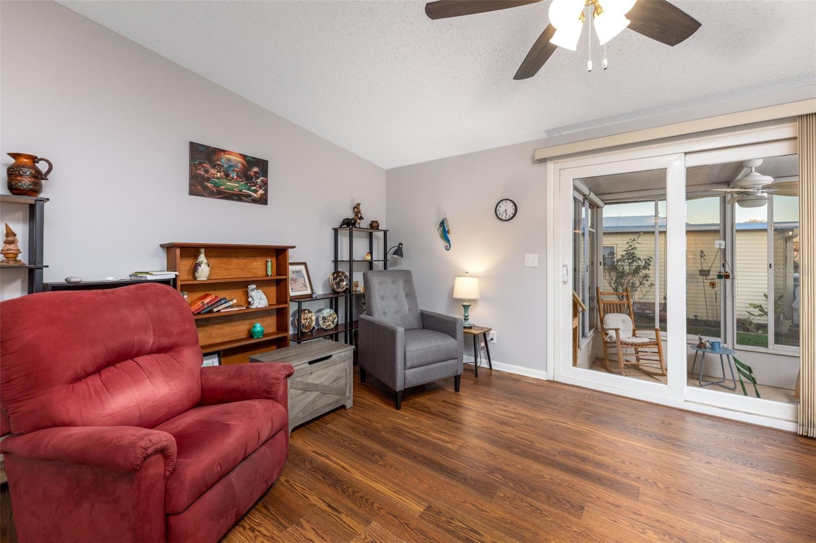 605 RAINBOW BOULEVARD