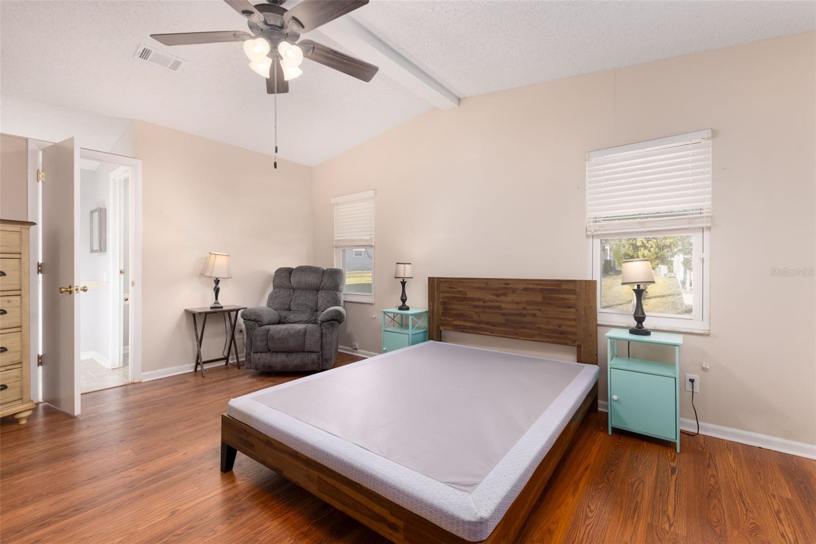 LADY LAKE ORANGE BLOSSOM GARDENS - Residential