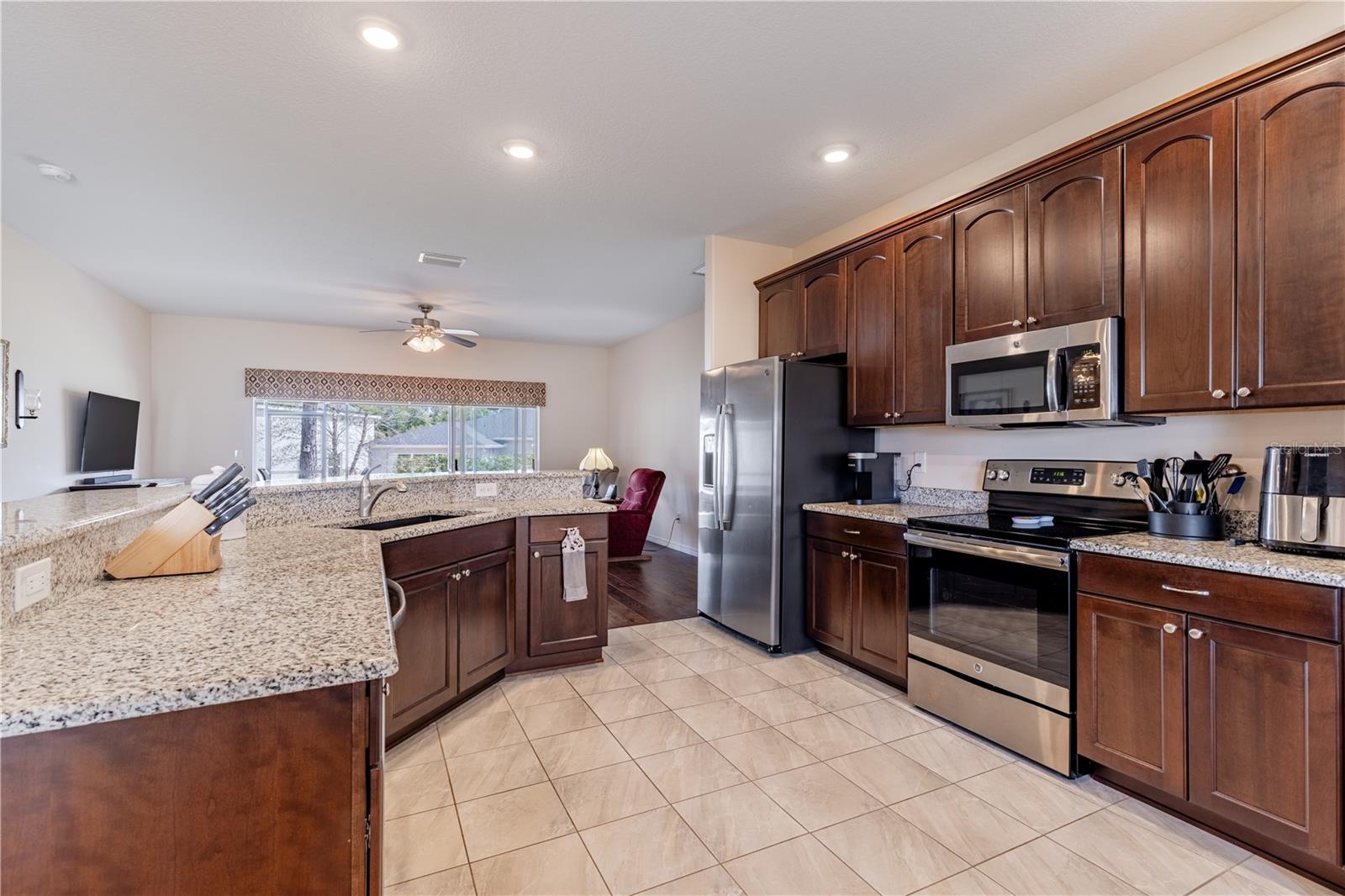 LEESBURG ARLINGTON RIDGE PH 02 - Residential