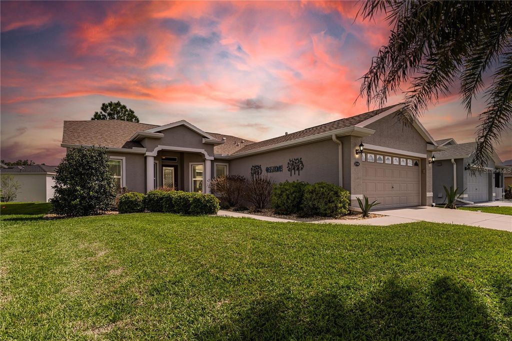 Photo of 27118 Roanoke Drive #516, Leesburg, FL 34748 (MLS # G5110376)