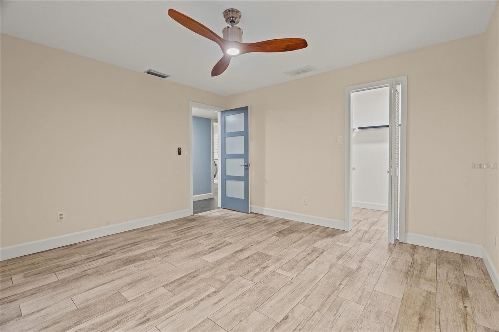 SPRINGS GLENWOOD VILLAGE SEC 1 REV THE - Residential