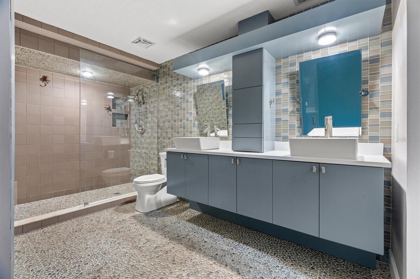 SPRINGS GLENWOOD VILLAGE SEC 1 REV THE - Residential