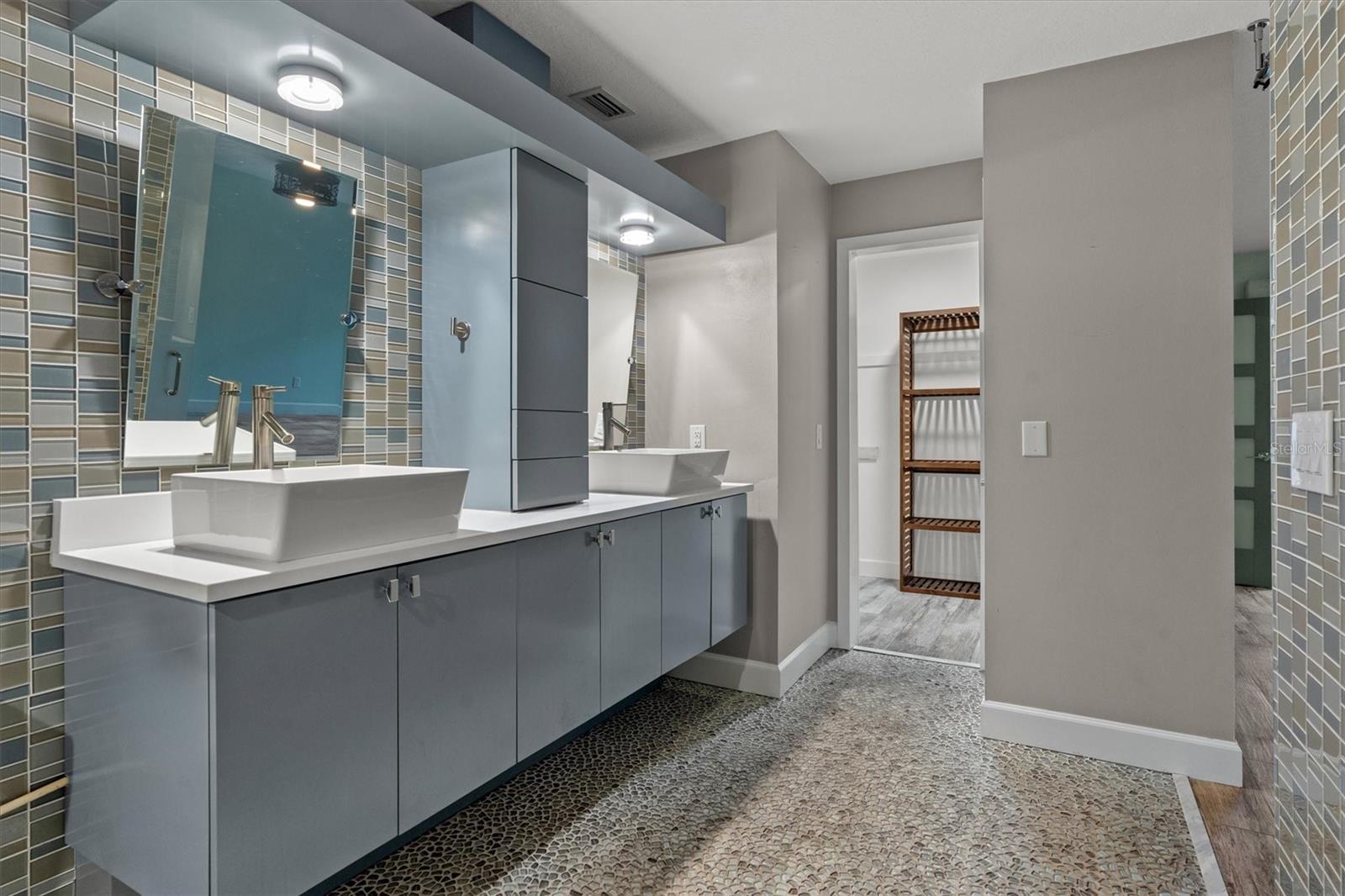 SPRINGS GLENWOOD VILLAGE SEC 1 REV THE - Residential