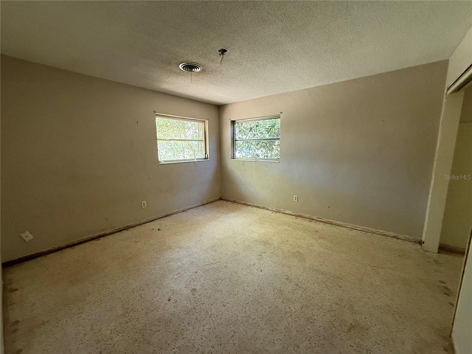 FORT KING ACRES - Residential