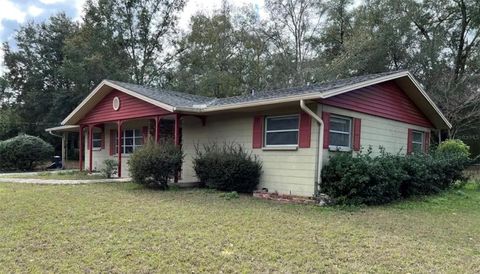 Photo of 600 NE 53rd Court, Ocala, FL 34470 (MLS # O6392676)