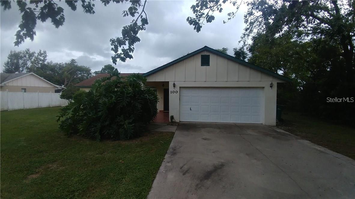 Come see this GREAT 3 bedroom 2 bath POOL home near Downtown Eustis and Mount Dora. Home has AMAZING screened in covered patio with a GREAT view. Come see it today!!!