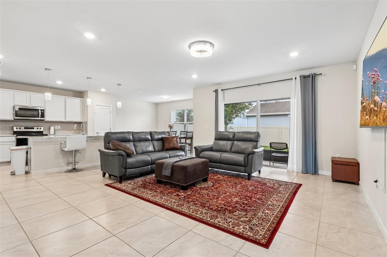 5016 BLUE HAMMOCK COURT