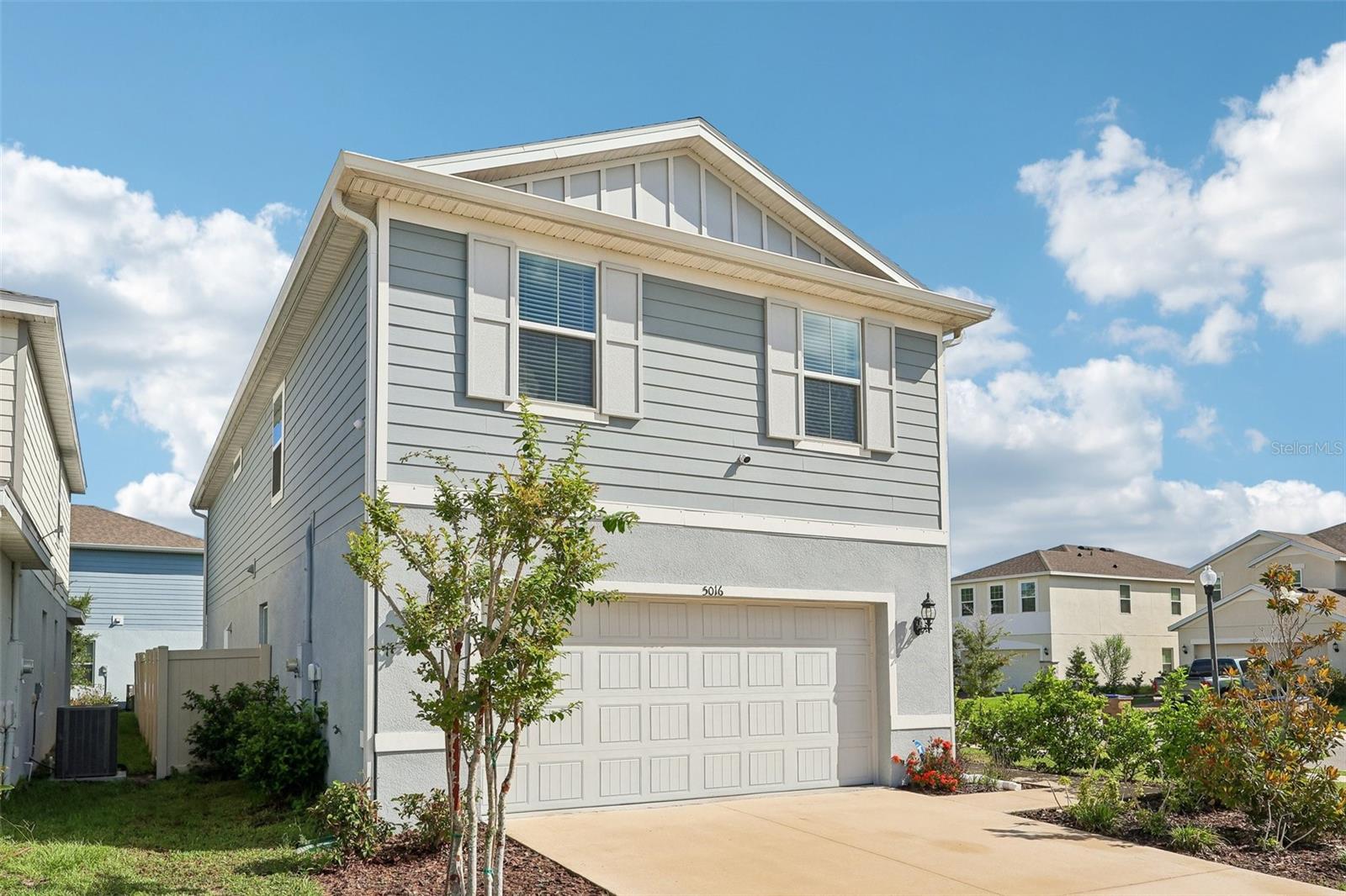 5016 BLUE HAMMOCK COURT