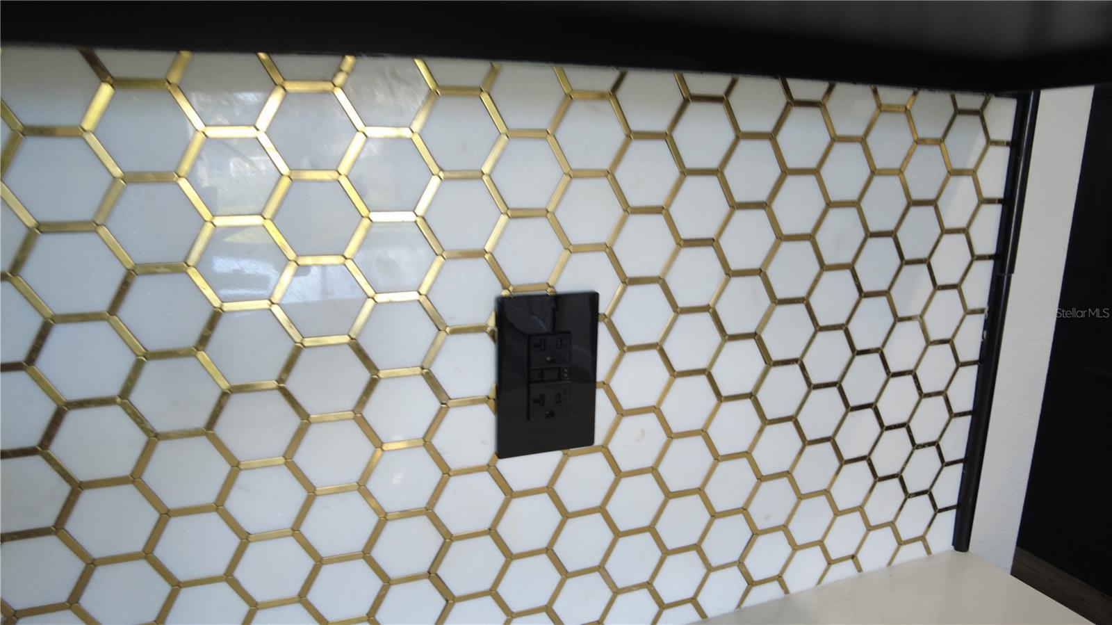 18314 ROSSENDALE COURT