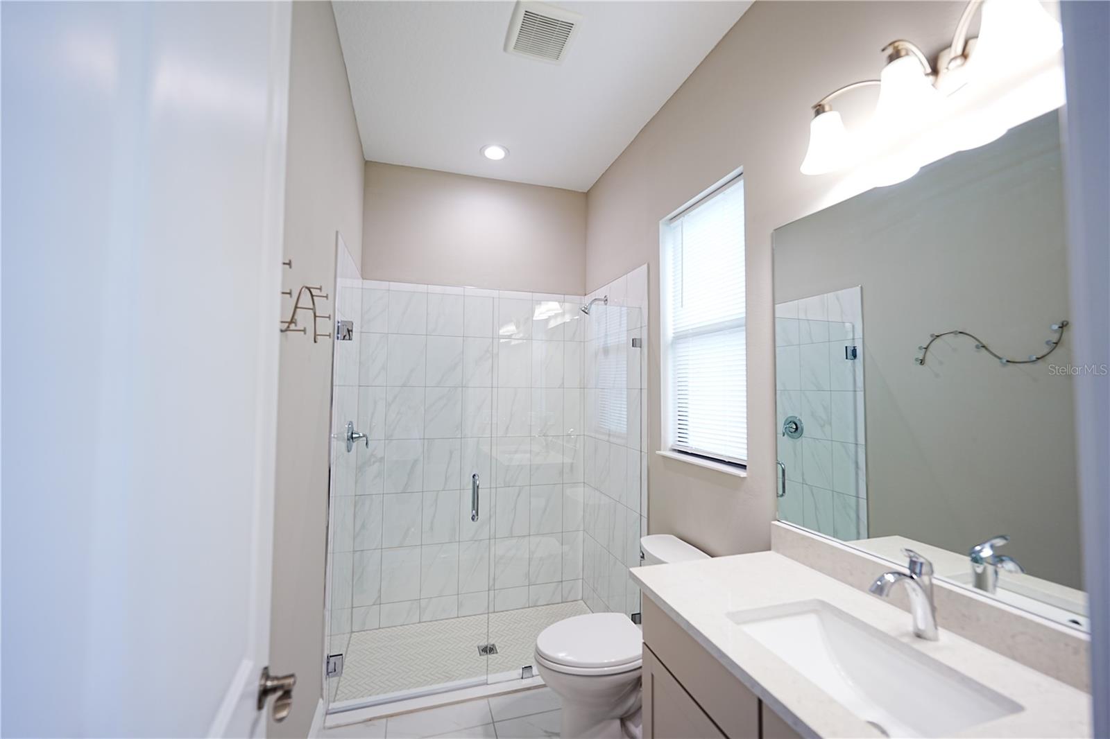 ARTISTRY PH 2C & 2D - Residential Lease