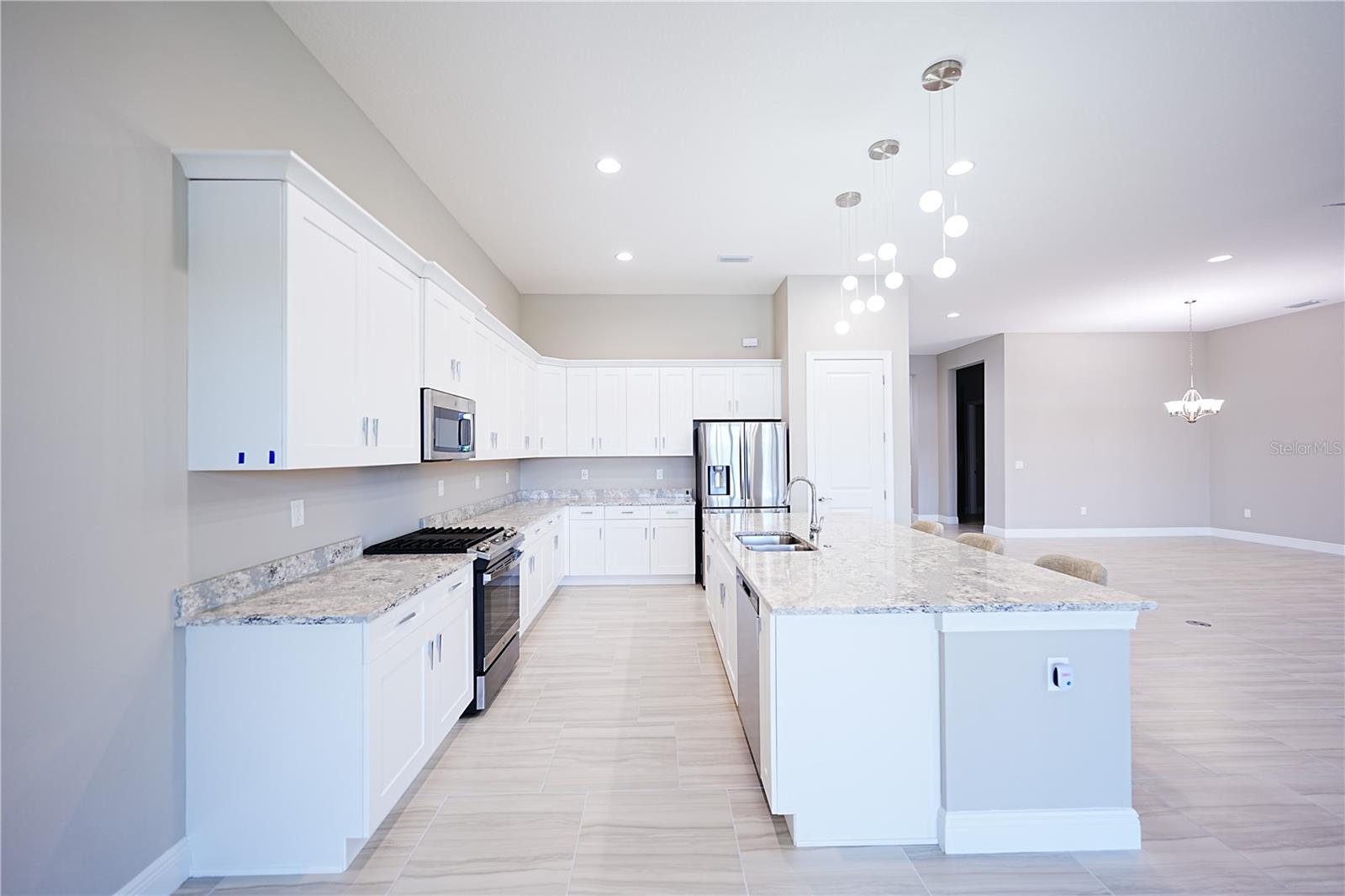 ARTISTRY PH 2C & 2D - Residential Lease