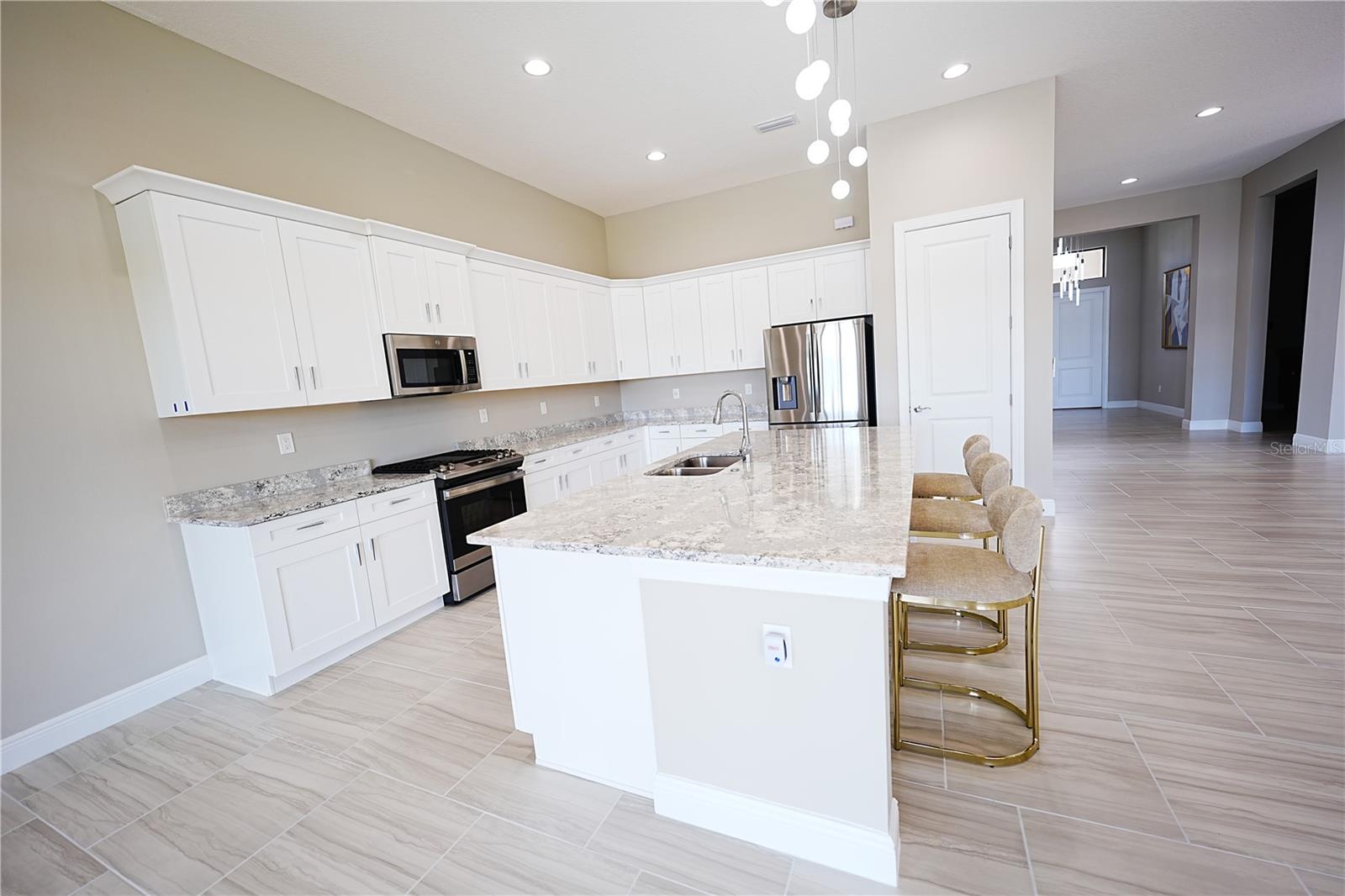 ARTISTRY PH 2C & 2D - Residential Lease