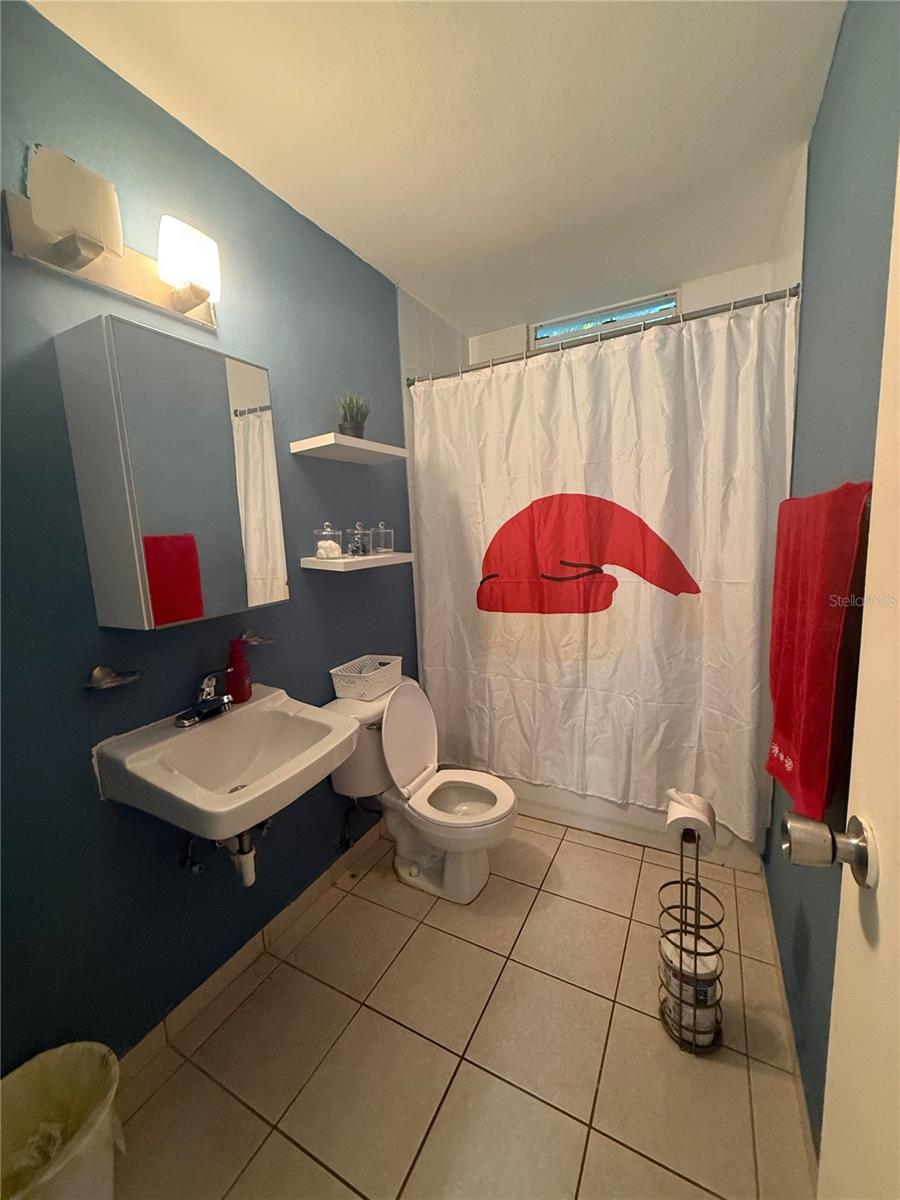 CONDOMINIO MONTESOL - Residential