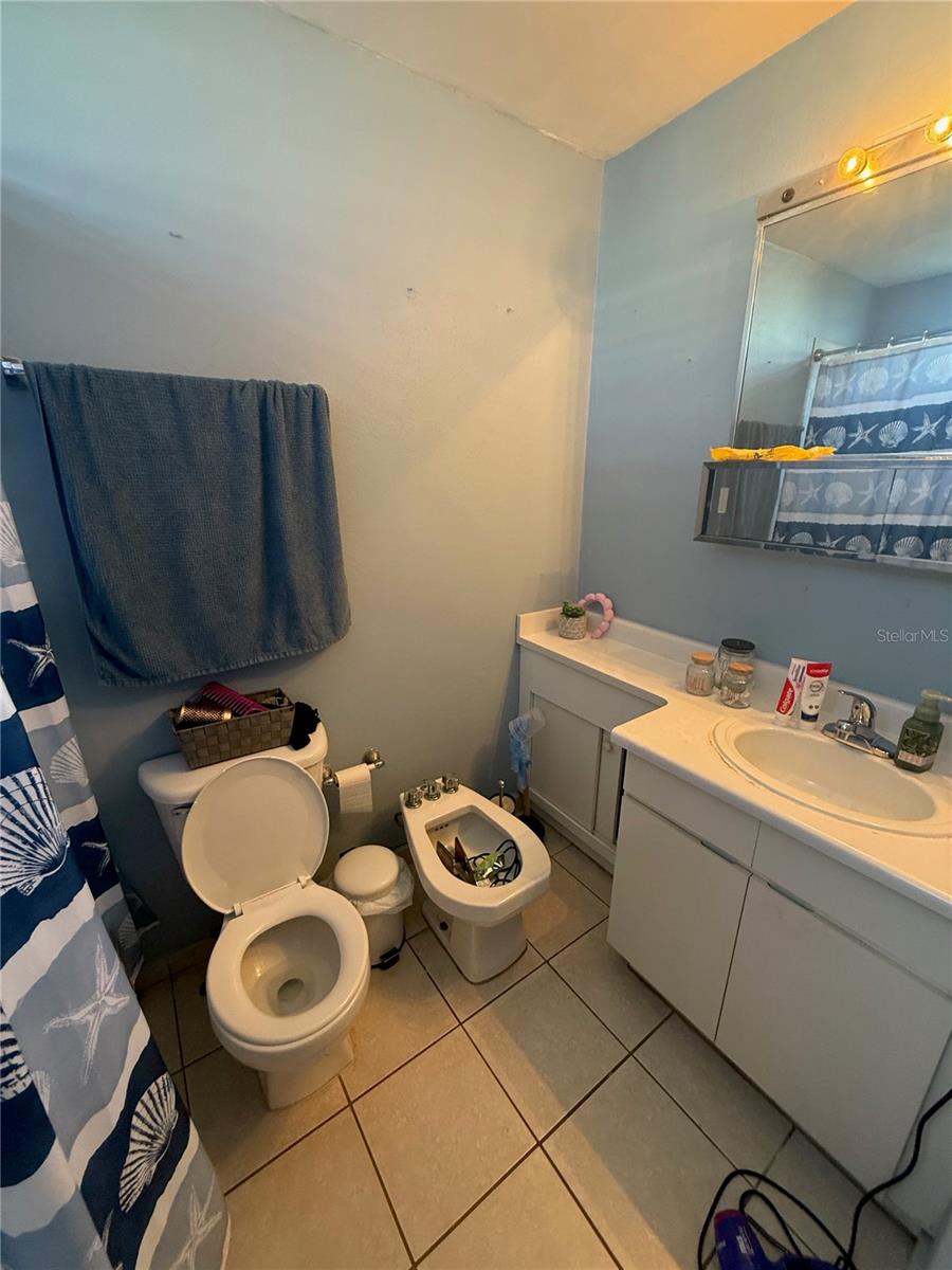 CONDOMINIO MONTESOL - Residential