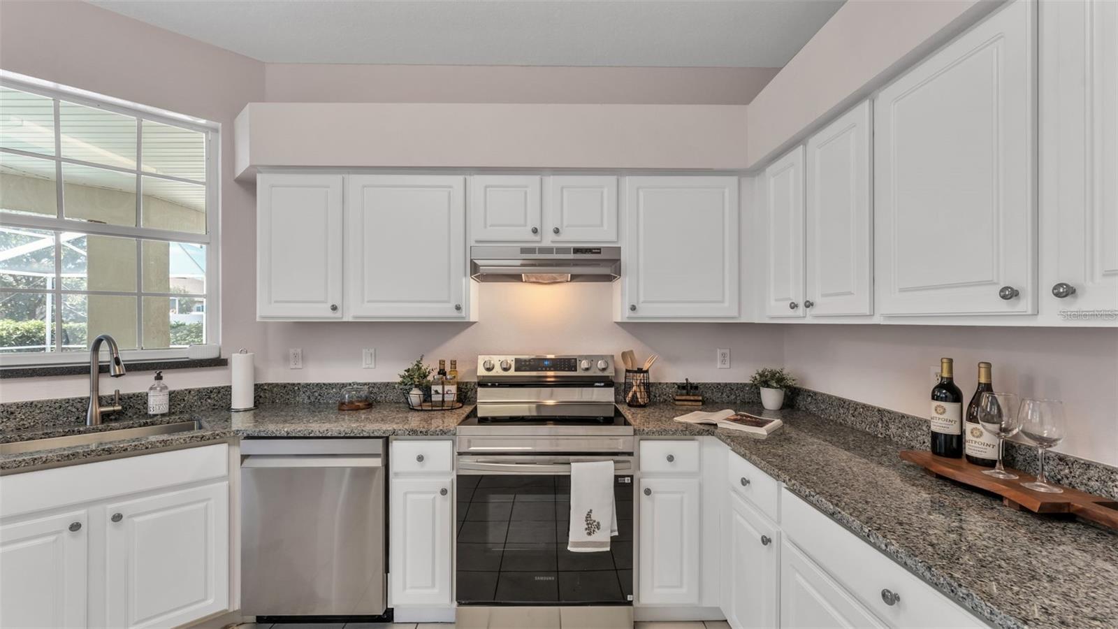 COLONY CLUB ESTATES - Residential