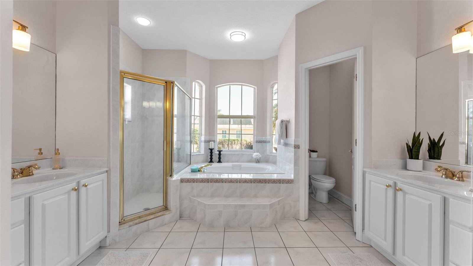 COLONY CLUB ESTATES - Residential