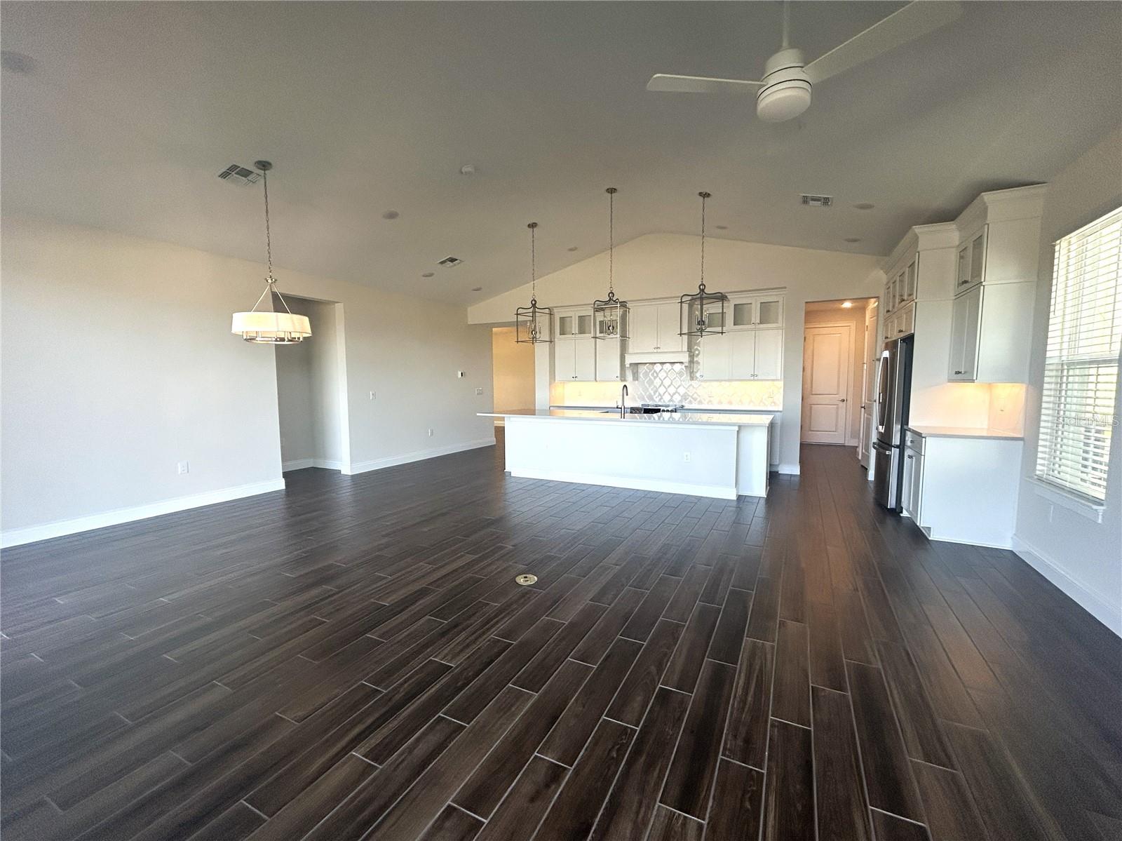 HORIZON ISLE - Residential Lease